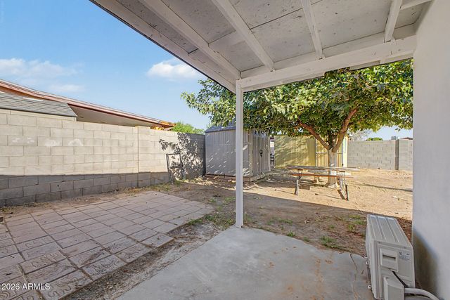 7113 W VERNON Avenue, Phoenix, AZ 85035