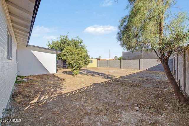 7113 W VERNON Avenue, Phoenix, AZ 85035