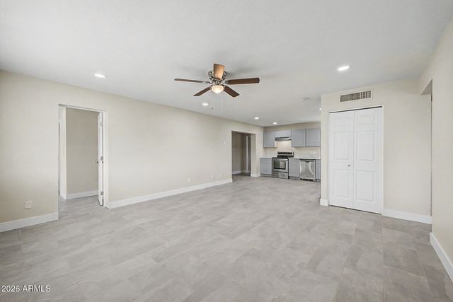 7113 W VERNON Avenue, Phoenix, AZ 85035