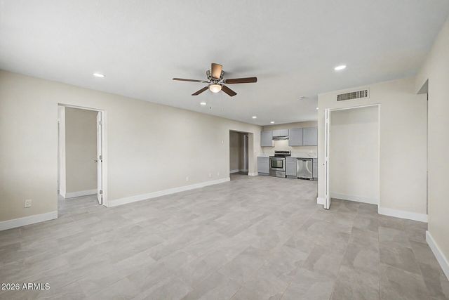 7113 W VERNON Avenue, Phoenix, AZ 85035