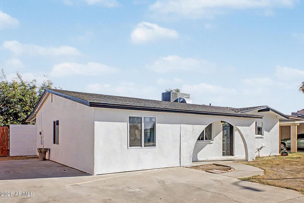 7113 W VERNON Avenue, Phoenix, AZ 85035 — photo 4