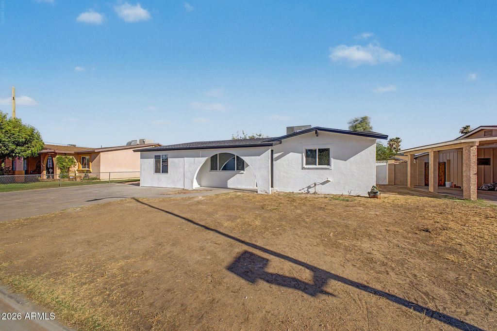 7113 W VERNON Avenue, Phoenix, AZ 85035 — photo 5