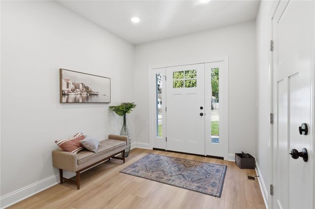 28 Madison, Irondequoit, NY 14617
