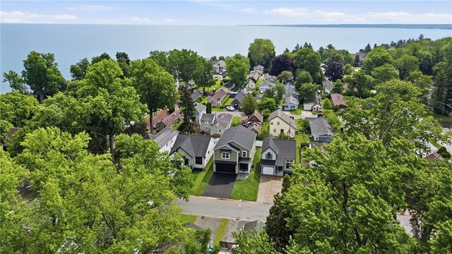 28 Madison, Irondequoit, NY 14617