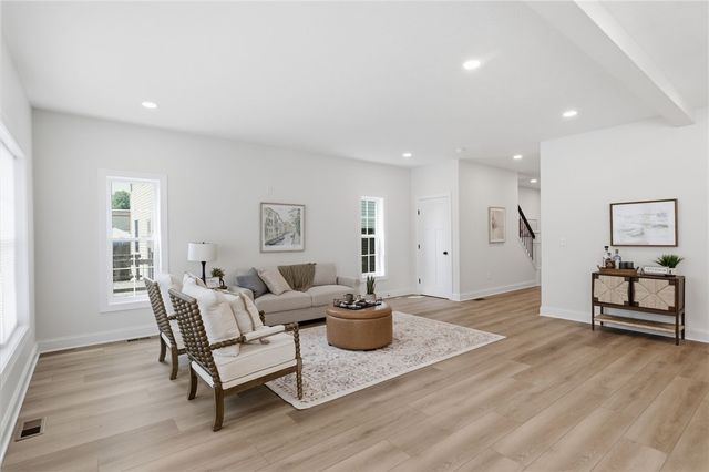 28 Madison, Irondequoit, NY 14617