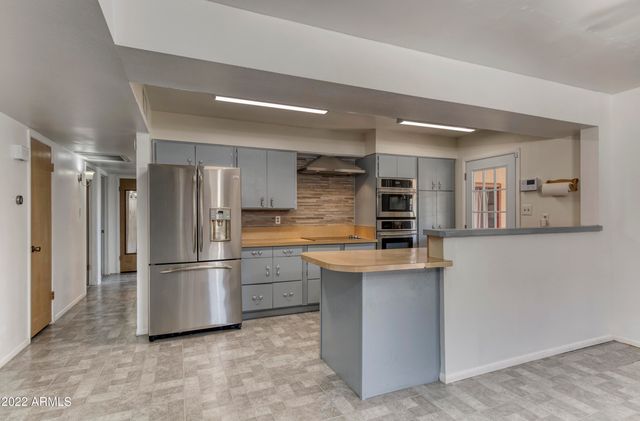 201 W Alameda Drive, Tempe, AZ 85282