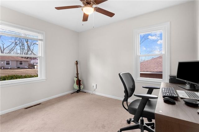 6706 E 98th Street, Kansas City, MO 64134