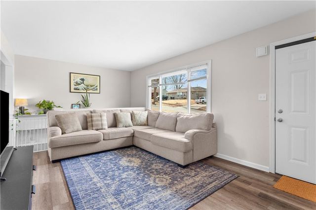 6706 E 98th Street, Kansas City, MO 64134