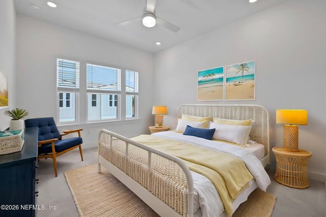 18 N BEACH Way, Jacksonville Beach, FL 32250
