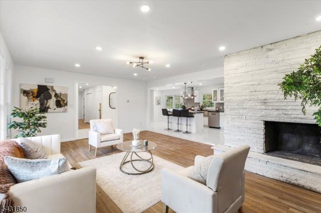 496 Seven Oaks Ct, City Of Orange Twp., NJ 07050