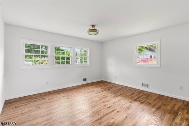 496 Seven Oaks Ct, City Of Orange Twp., NJ 07050