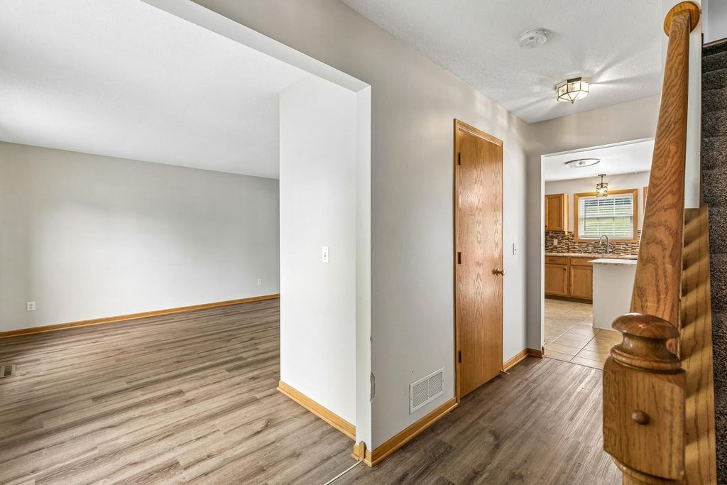 4926 Rusten Road, Eagan, MN 55122 — photo 5