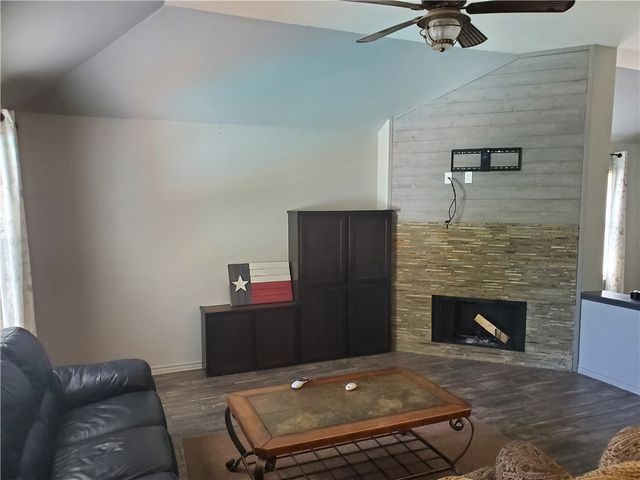 6710 Pembrock, Corpus Christi, TX 78414