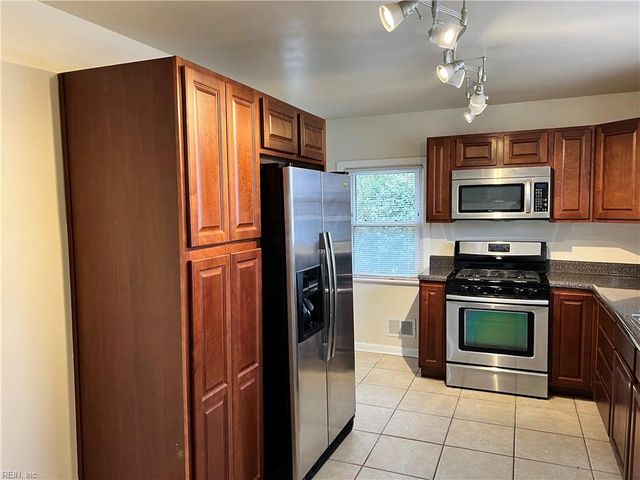 115 E Ocean AVE, Norfolk, VA 23504