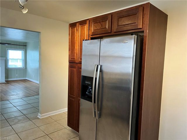 115 E Ocean AVE, Norfolk, VA 23504