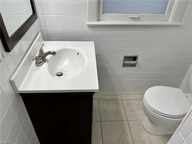 115 E Ocean AVE, Norfolk, VA 23504