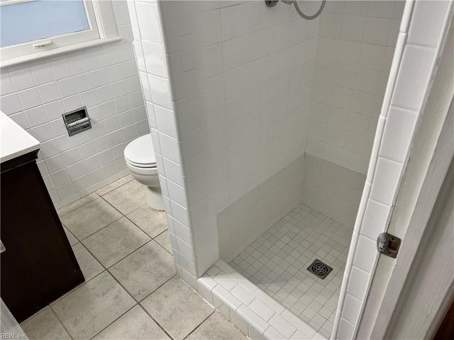 115 E Ocean AVE, Norfolk, VA 23504