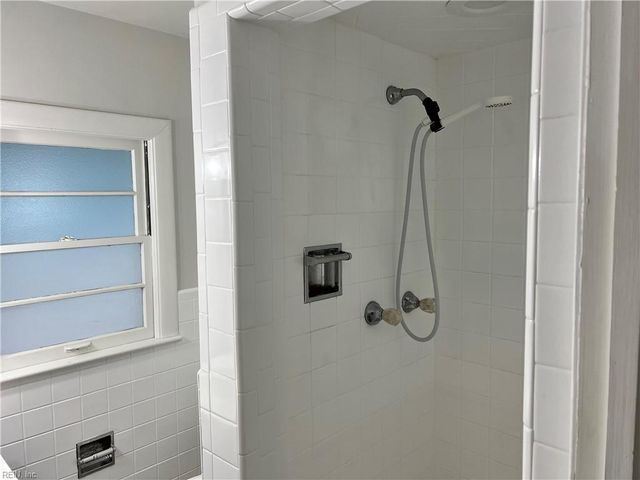 115 E Ocean AVE, Norfolk, VA 23504