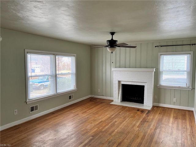 115 E Ocean AVE, Norfolk, VA 23504