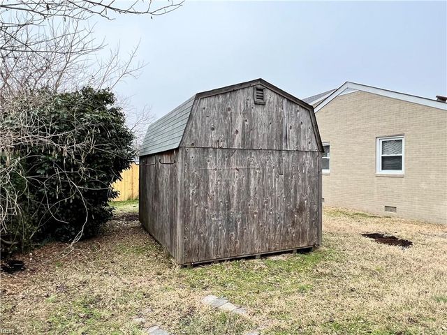 115 E Ocean AVE, Norfolk, VA 23504