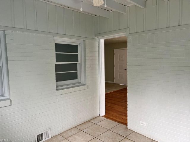 115 E Ocean AVE, Norfolk, VA 23504