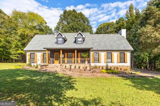 4392 Lower Fayetteville Road, Sharpsburg, GA 30277