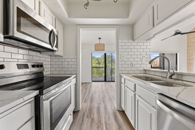 1238 Signal Ridge Place, Rockwall, TX 75032