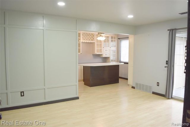 460 Baldwin Avenue 41, Rochester, MI 48307