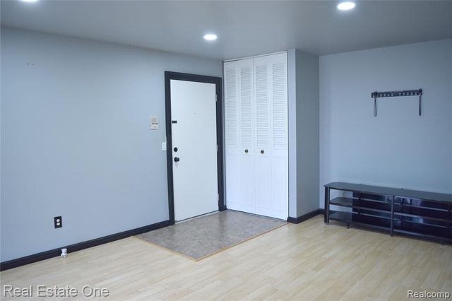 460 Baldwin Avenue 41, Rochester, MI 48307