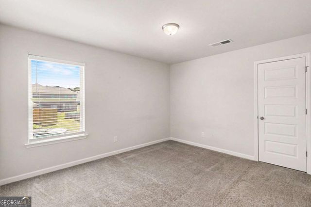 105 Mcentyre Court, Calhoun, GA 30701