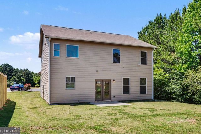 105 Mcentyre Court, Calhoun, GA 30701