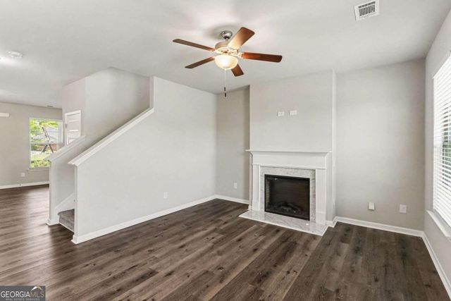 105 Mcentyre Court, Calhoun, GA 30701