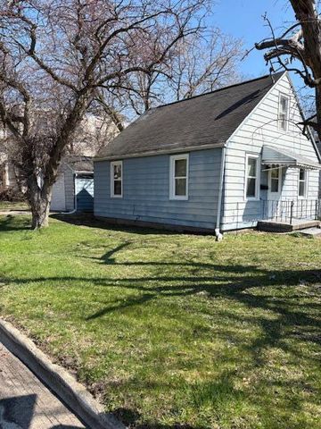 226 Dunlap Street, Lansing, MI 48910