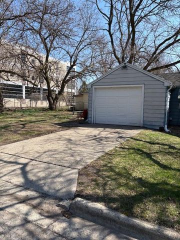 226 Dunlap Street, Lansing, MI 48910