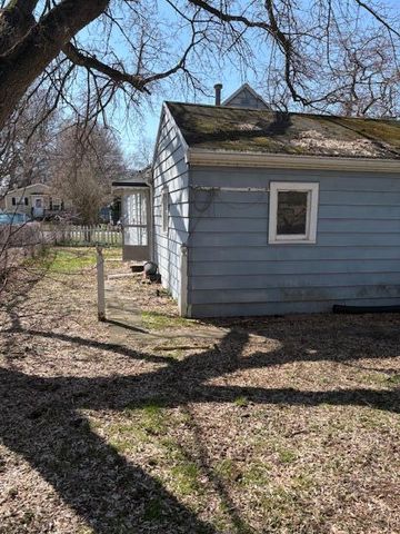 226 Dunlap Street, Lansing, MI 48910