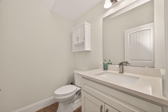 2211 Silverbonnet Street, Houston, TX 77055