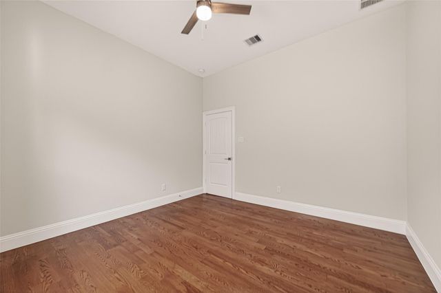 2211 Silverbonnet Street, Houston, TX 77055