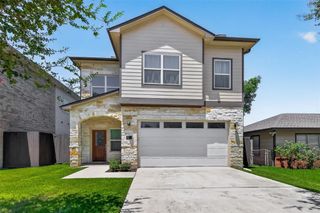 2211 Silverbonnet Street, Houston, TX 77055