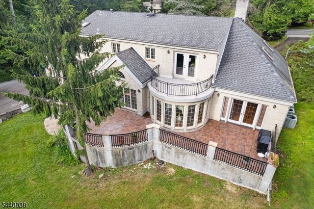 10 Loriann Rd, Warren Twp., NJ 07059