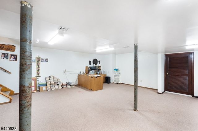 10 Loriann Rd, Warren Twp., NJ 07059