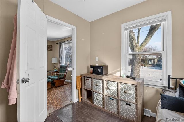 16392 Weddel Street, Taylor, MI 48180