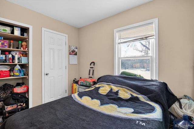 16392 Weddel Street, Taylor, MI 48180