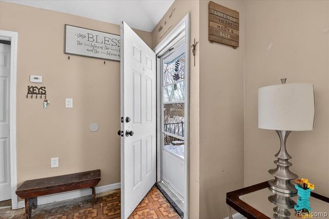 16392 Weddel Street, Taylor, MI 48180