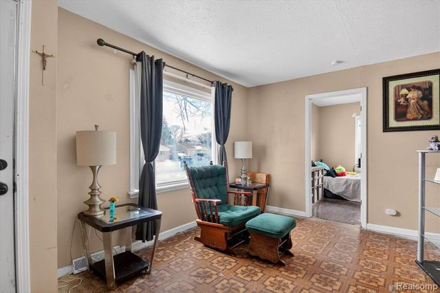 16392 Weddel Street, Taylor, MI 48180