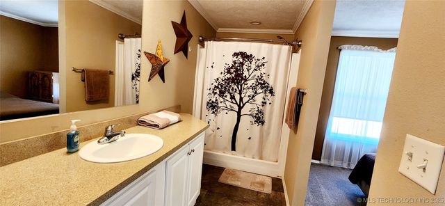 114554 S 4203 Road, Checotah, OK 74426