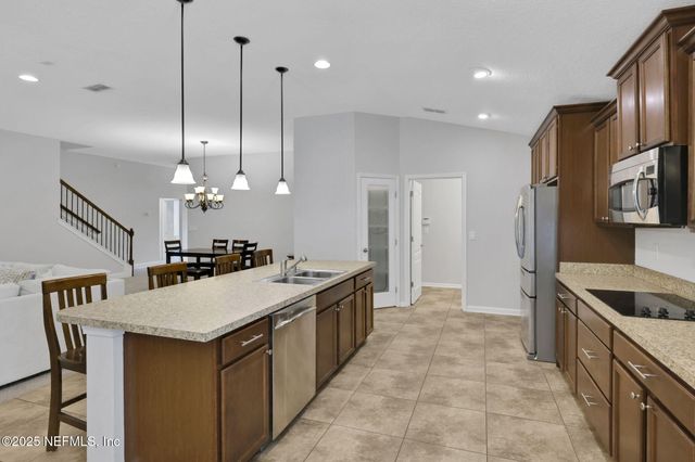 660 GRAMPIAN HIGHLANDS Drive, St. Johns, FL 32259