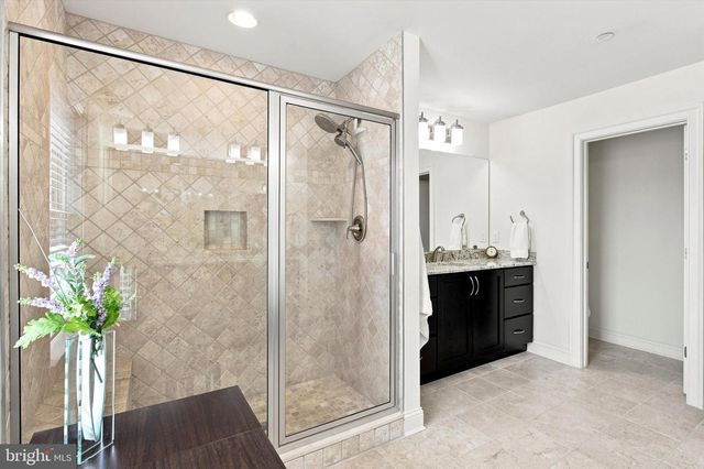 30 PARKVIEW CIR, Wayne, PA 19087