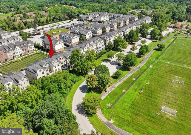 30 PARKVIEW CIR, Wayne, PA 19087