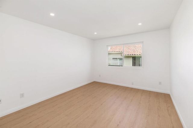 7758 Caminito Encanto 204, Carlsbad, CA 92009