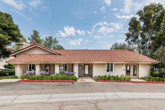 7758 Caminito Encanto 204, Carlsbad, CA 92009